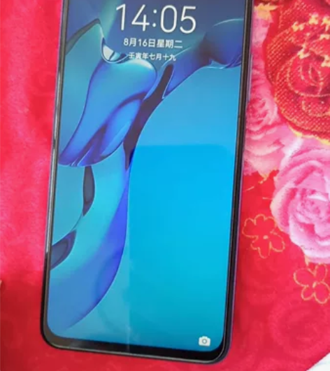 华为畅享20Pro8+128大内存，女生自...