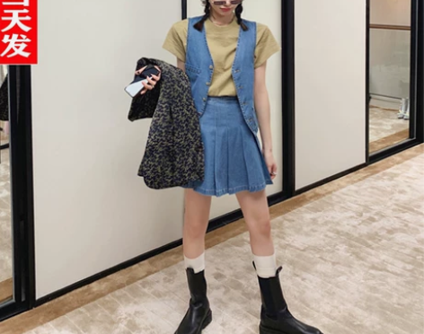 ?MONA 洋气夏季时尚减龄显瘦复古港风休...