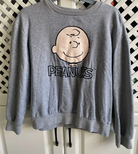 非常可爱的三毛卫衣 感兴趣的话点“我想要”...