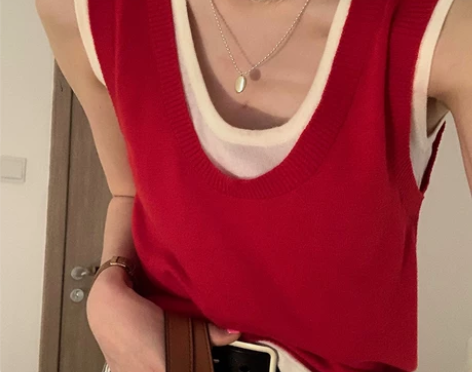 ?假两件U领吊带针织背心 只穿过一次，质量...