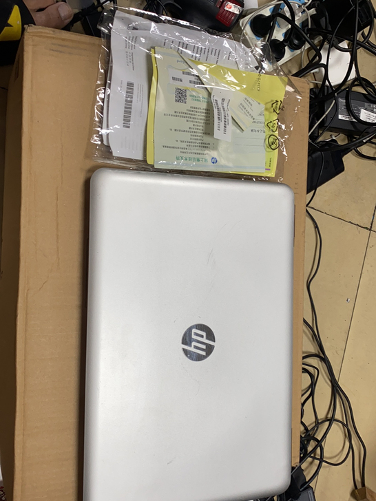 惠普光影精灵2 i7 6700/8Ｇ/12...