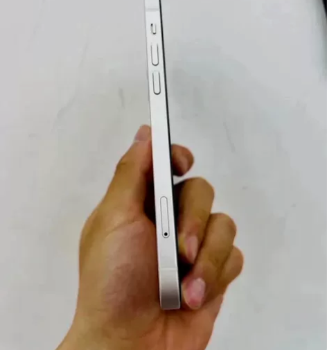 白色自用机苹果 iPhone 12 白色国...