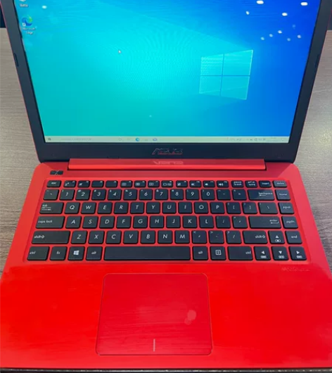 华硕英特尔四核 4G 500G 集显笔记本...