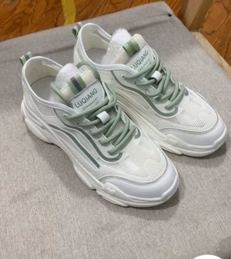 2022新款秋夏季透气老爹鞋女厚底跑步冰丝...