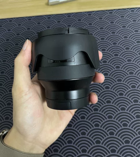 出一个蔡司 batis25f2 镜头，因为...