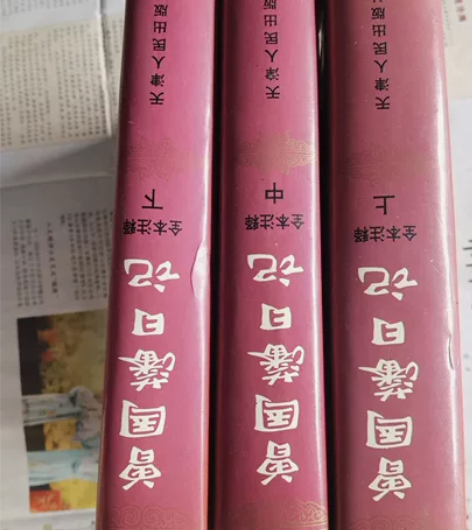 本人是图书爱好者,家里有很多图书,由于搬家...