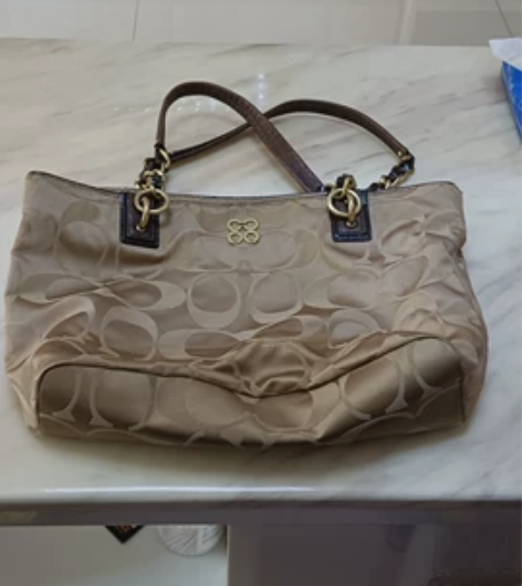 正品COACH 手提包 托特包 免税店购入...