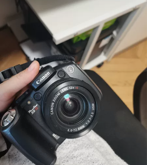 佳能单反，诚意出手，原装镜头，感兴趣的私聊...