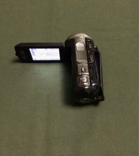 爱国者摄像机,1200毫安大电池,32GB...