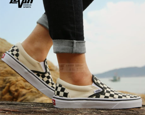VANS黑白棋盘格Slip-On经典款帆布...