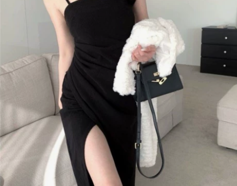 微胖显瘦收腰开叉吊带连衣裙女春夏中长款包臀...