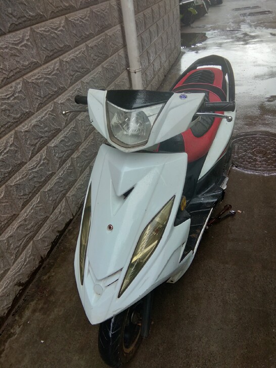 转让自己代步雅马哈鬼火踏板摩托车，正品株洲...