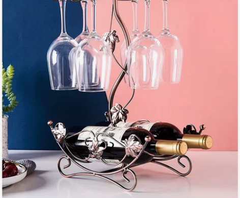 红酒套件架子醒酒器开瓶器三个高脚杯打包 感...