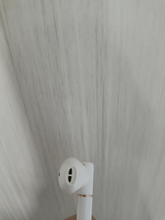 qcy t8蓝牙耳机左耳