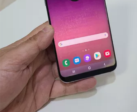 三星s8+ 手机功能完美，就屏幕瑕疵，黑点...