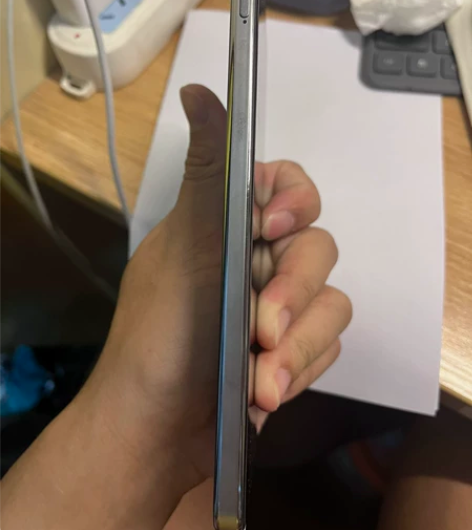 荣耀x30i本人自用，因为闲置想出掉，手机...