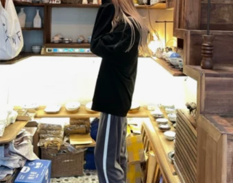 张智研【不费力穿搭】复古条纹运动休闲裤子女...