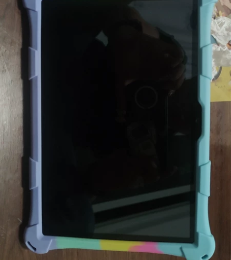 台电p20HD平板，孩子上网课用，带保护套...