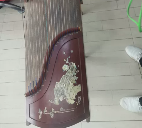 龙凤古筝，没擦，用的琴弦都是敦煌正品古筝A...