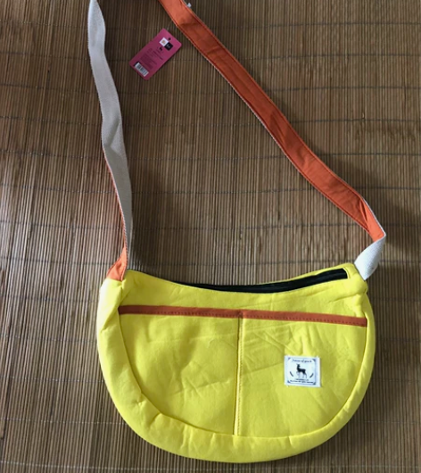 全新饺子斜挎包 包包全新无瑕疵,很软的面料...