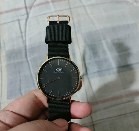 正品dw,上学的时候买的,现在出售#鞋控的...