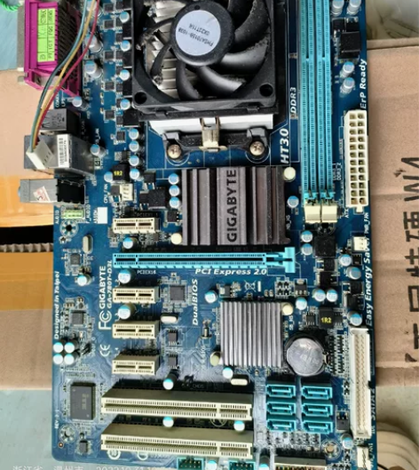 电脑主板转让 感兴趣的话点“我想要”和我私...