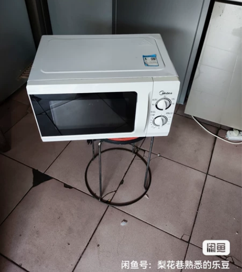 (免费送货上门）美的新款带盘微波炉加热快捷...