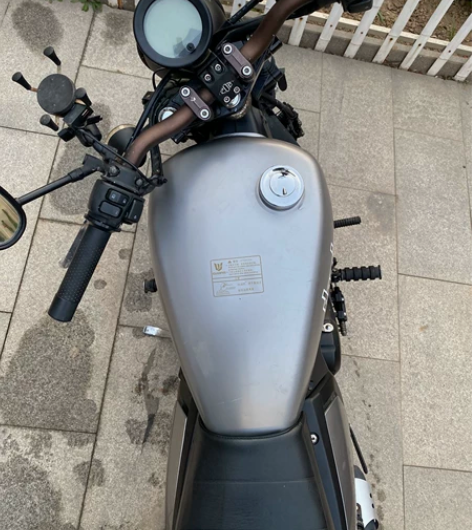 已出售  钱江凯威202太子复古摩托车18...