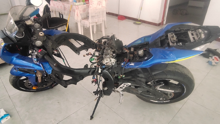 L1铃木大r整车拆，铃木gsx1000整车...
