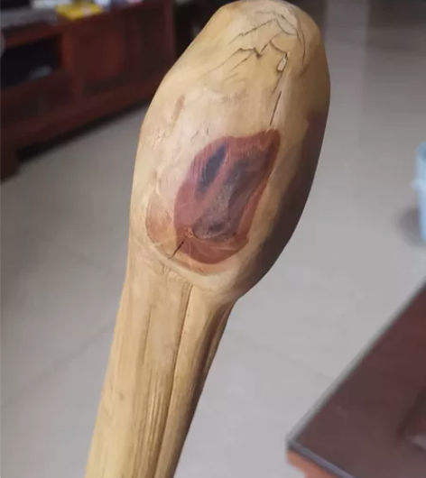 极品六道木：   纯阴干，老木件，木龄至少...