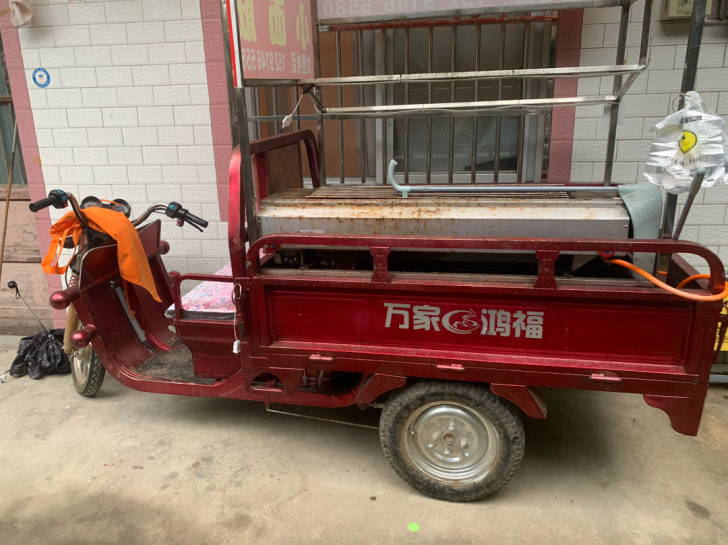 因工作原因将二手三轮车转让  1.5x1m...