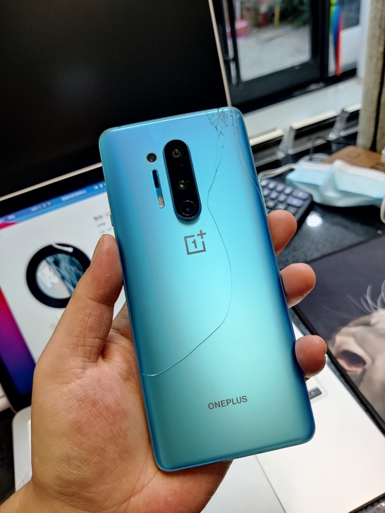 一加8pro 8+128G,2020年8月...