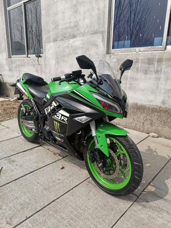 特价转让川崎小忍者，手续齐全，双杠水冷40...