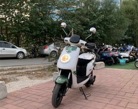 低价转让各种二手电动车，新国标电动车，雅迪...