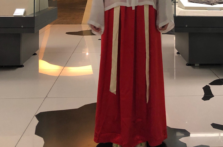 汉服下裙重回汉唐，100一条包邮汉服全新带...