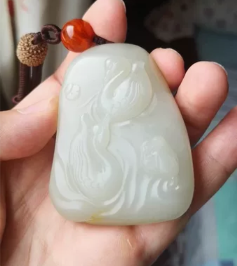 双鹅戏莲花，尺寸：61*47*18　108...