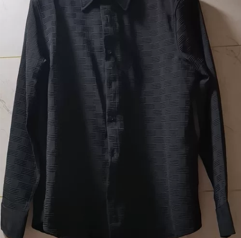 男士 黑色 带薄垫肩 衬衣 全新无吊牌未穿...
