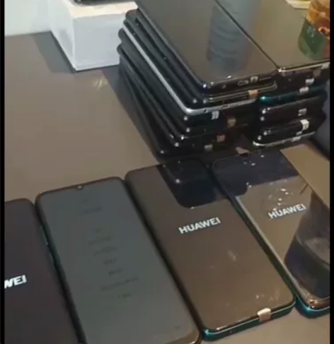 本人有华为荣耀畅享10E  工作机50台。...