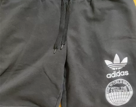 阿迪达斯三叶草纯棉短裤,黑色,专柜正品。 ...