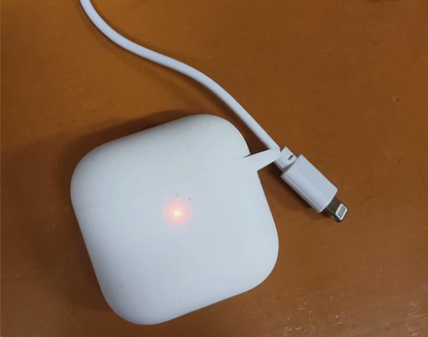 雅兰仕蓝牙耳机 九新八新的蓝牙各一台 一个...