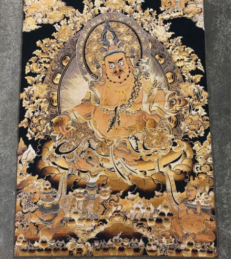 (结缘转让)赔钱急出，高价买的黄财神唐卡刺...