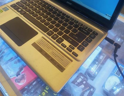 acer 笔记本电脑 处理器 i5-3337 4GB内存... acer 笔记本电脑 处理器 i5-3337 4GB内存...