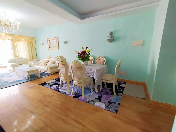 凯悦名门，三鑫学校对面，精装修大三房，13...