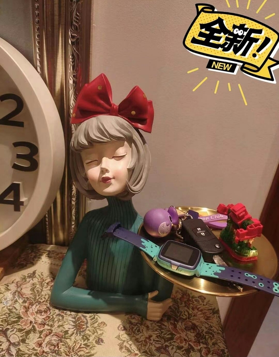 闲置几个蝴蝶结泡泡托盘女孩和抱花女孩蝴蝶结...