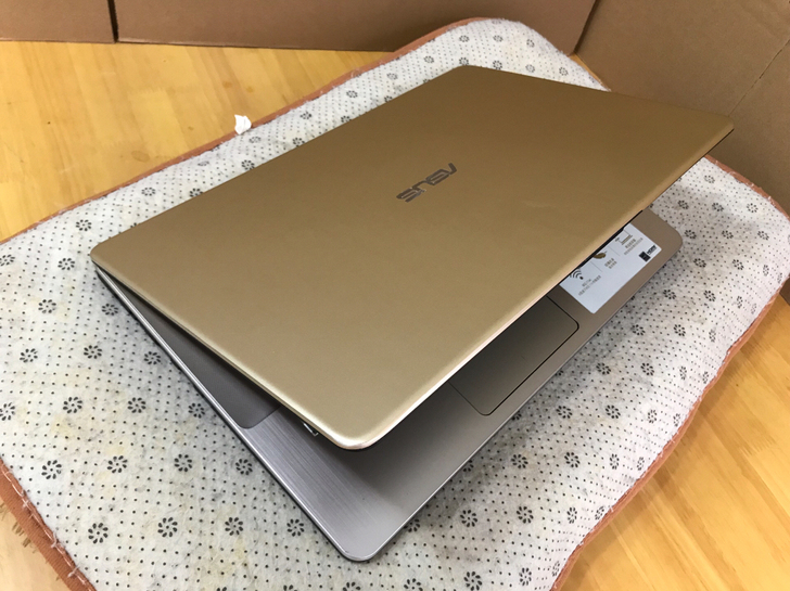 编号A74：15寸窄边框华硕A505z/R...