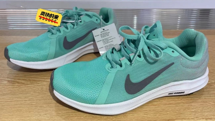 Nike/耐克女款轻便跑鞋运动鞋断码特卖!!