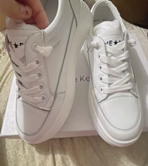 全新真皮内增高鞋 36 号码 感兴趣的话点...