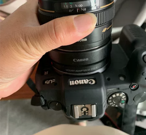 佳能微单rp,去年买的,很少用,一般都用单...