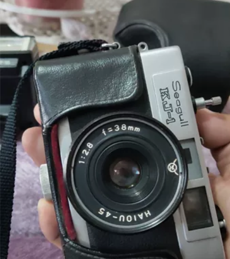 海鸥KJ—1胶卷旁轴相机，皮套，闪光灯，连...