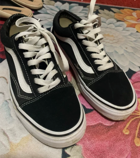 万斯vans经典款女鞋 大扫除发现的很久没...